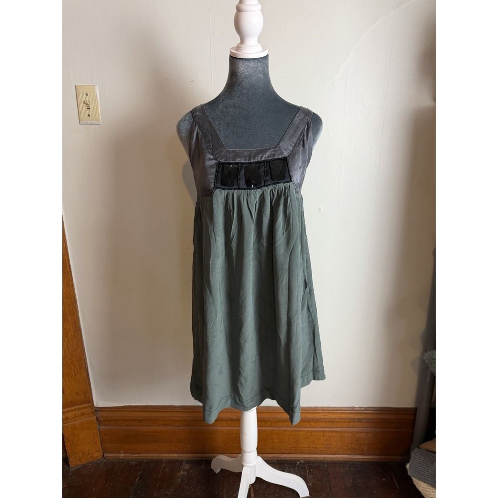 100% Silk Green Y2K Babydoll‎ Dress Jeweled Carry Bradshaw Mini BCBG Size 4